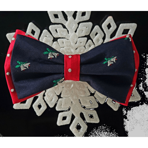 The Sleigh Bell Bowtie by HipBows